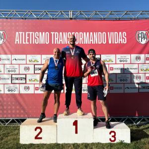 Imagem da notícia ATLETISMO: JAHU CONQUISTA SETE MEDALHAS NO OPEN PAULISTA E GARANTE ATLETAS NOS JOGOS ABERTOS