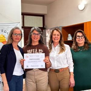 Imagem da notícia ESCOLA DE MODA CELEBRA A FORMATURA DE NOVA TURMA DO CURSO GRATUITO DE COSTURA