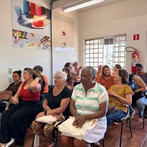 Imagem da notícia ESCOLA DE MODA CELEBRA A FORMATURA DE NOVA TURMA DO CURSO GRATUITO DE COSTURA