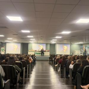 Imagem da notícia REPLANEJAMENTO DO SEGUNDO SEMESTRE LETIVO É MARCADO POR PALESTRA INSPIRADORA AOS PROFESSORES DA REDE MUNICIPAL
