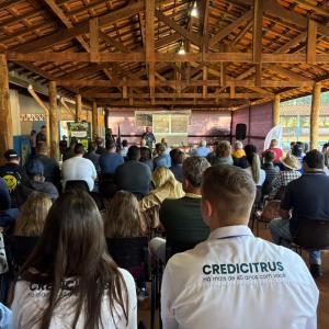 Imagem da notícia ENCONTRO DE PRODUTORES RURAIS REÚNE AGRICULTORES E PARCEIROS DO SETOR EM JAHU