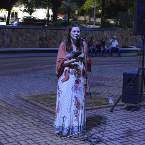 Imagem da notícia Fundo Social de Solidariedade e Secretaria de Cultura e Turismo inauguram Árvore do Projeto “Natal Espetacular” - FOTOS