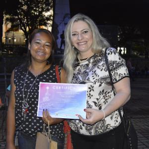 Imagem da notícia Fundo Social de Solidariedade e Secretaria de Cultura e Turismo inauguram Árvore do Projeto “Natal Espetacular” - FOTOS