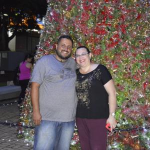 Imagem da notícia Fundo Social de Solidariedade e Secretaria de Cultura e Turismo inauguram Árvore do Projeto “Natal Espetacular” - FOTOS