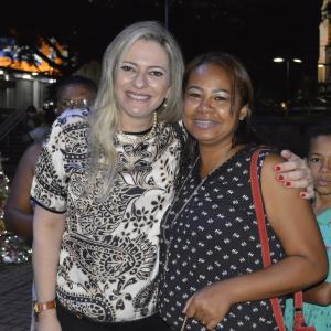 Imagem da notícia Fundo Social de Solidariedade e Secretaria de Cultura e Turismo inauguram Árvore do Projeto “Natal Espetacular” - FOTOS