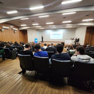 Imagem da notícia AGOSTO LILÁS: ESPECIALISTAS DIALOGAM SOBRE OS 20 ANOS DA LEI MARIA DA PENHA