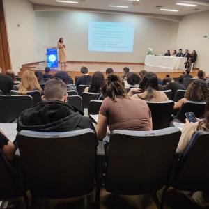 Imagem da notícia AGOSTO LILÁS: ESPECIALISTAS DIALOGAM SOBRE OS 20 ANOS DA LEI MARIA DA PENHA