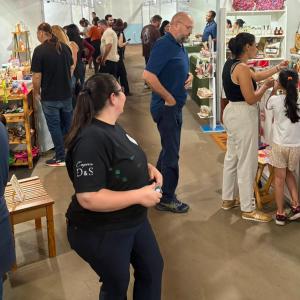 Imagem da notícia PREFEITURA E SEBRAE AMPLIAM OPORTUNIDADES PARA MICROEMPREENDEDORES DURANTE A EXPOJAHU