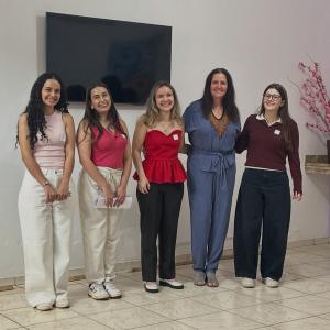 Imagem da notícia AGOSTO LILÁS: MANHÃ DE ACOLHIMENTO, AUTOCUIDADO E VALORIZAÇÃO DAS MULHERES