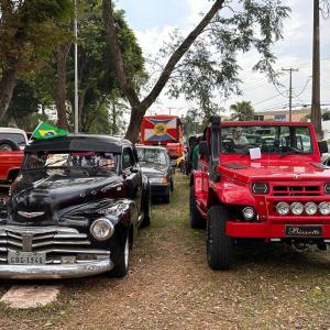 Imagem da notícia FIM DE SEMANA DE CARROS ANTIGOS, MÚSICA E MUITA GENTE NA PRAÇA DO MUSEU