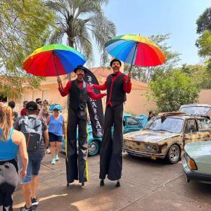 Imagem da notícia FIM DE SEMANA DE CARROS ANTIGOS, MÚSICA E MUITA GENTE NA PRAÇA DO MUSEU