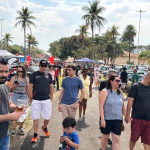 Imagem da notícia FIM DE SEMANA DE CARROS ANTIGOS, MÚSICA E MUITA GENTE NA PRAÇA DO MUSEU