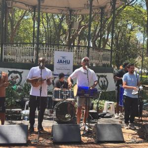 Imagem da notícia MANHÃ DE MÚSICA E ARTESANATO NO JARDIM DE BAIXO!