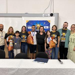 Imagem da notícia SPELLING BEE PREMIA ALUNOS DA REDE MUNICIPAL DE ENSINO