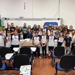Imagem da notícia SPELLING BEE PREMIA ALUNOS DA REDE MUNICIPAL DE ENSINO