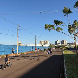 Imagem da notícia ESPORTE E LAZER AGITAM A MANHÃ DE DOMINGO
