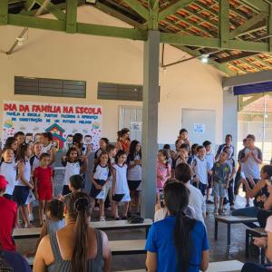 Imagem da notícia “DIA DA FAMÍLIA NA ESCOLA” É CELEBRADO NA REDE MUNICIPAL DE ENSINO
