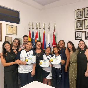 Imagem da notícia ALUNOS DA REDE MUNICIPAL DE ENSINO SÃO PREMIADOS EM CONCURSO DE REDAÇÃO REALIZADO EM PARCERIA COM O ROTARY CLUB DE JAHU LESTE