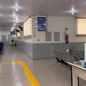 Imagem da notícia PREFEITURA CONCLUI REFORMA DO SETOR DE FARMÁCIA DO NGA-25