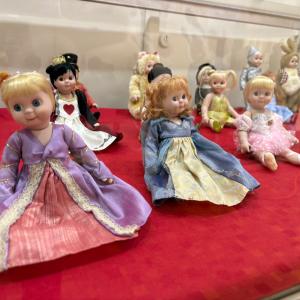 Imagem da notícia LEMBRA DE COMO ERA BRINCAR ANTIGAMENTE? EXPOSIÇÃO REÚNE BRINQUEDOS QUE MARCARAM GERAÇÕES