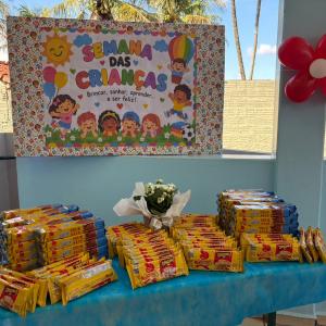 Imagem da notícia MERENDA ESPECIAL DE DIA DAS CRIANÇAS COMEÇA A SER SERVIDA EM ESCOLAS PÚBLICAS DA CIDADE