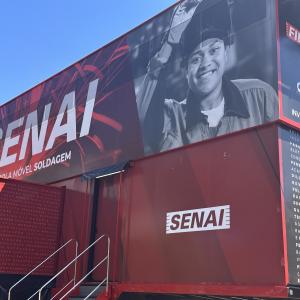 Imagem da notícia CIEJ: ESCOLA MÓVEL DO SENAI ESTÁ ABERTA À VISITAÇÃO