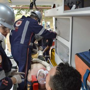 Imagem da notícia Simulado de incêndio organizado pela Raízen conta com a participação do Corpo de Bombeiros e SAMU