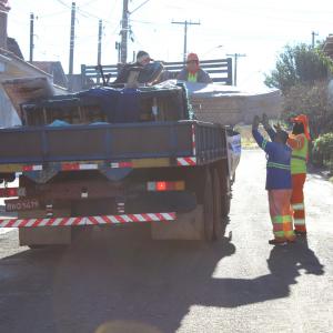 Imagem da notícia Prefeitura de Jahu: arrastão de limpeza - FOTOS