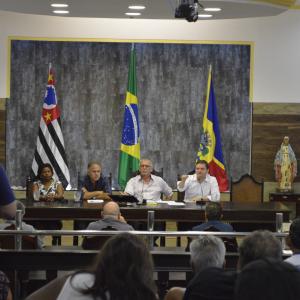 Imagem da notícia Prefeitura participa da discussão sobre o projeto de lei das atividades dos ambulantes