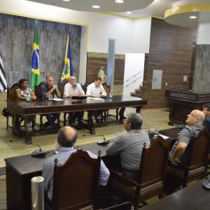 Imagem da notícia Prefeitura participa da discussão sobre o projeto de lei das atividades dos ambulantes