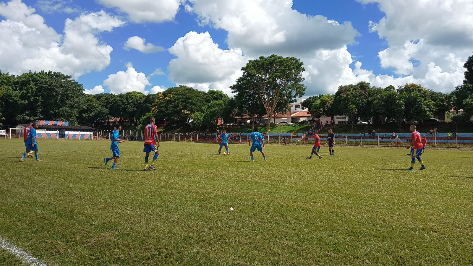 CAMPEONATO JAUENSE DE FUTEBOL DA SEGUNDA DIVISÃO TÊM INÍCIO