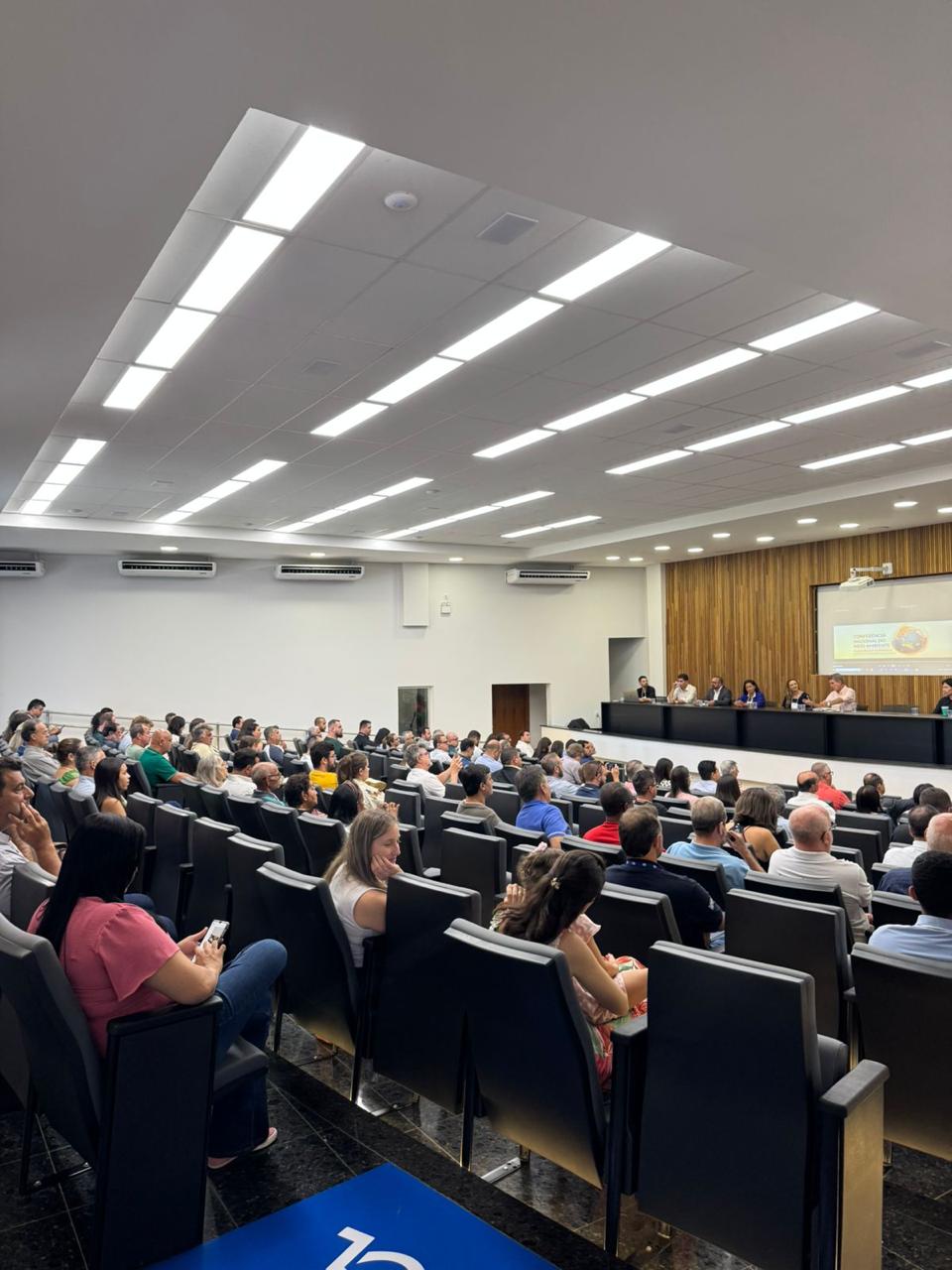 JAHU PARTICIPA DE CONFERÊNCIA SOBRE MUDANÇAS CLIMÁTICAS