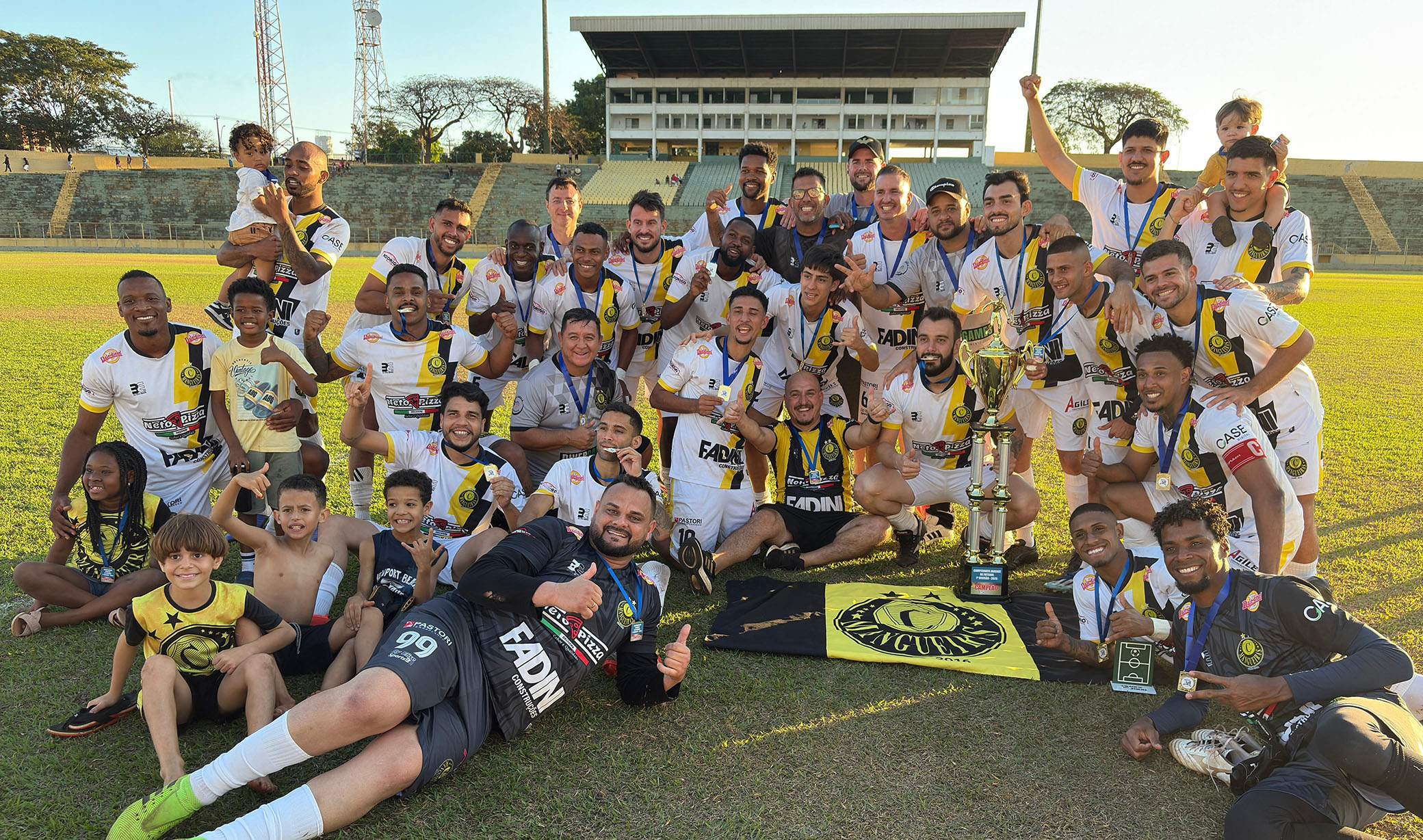 CASA DAS MANGUEIRAS VENCE O CAMPEONATO JAUENSE DE FUTEBOL