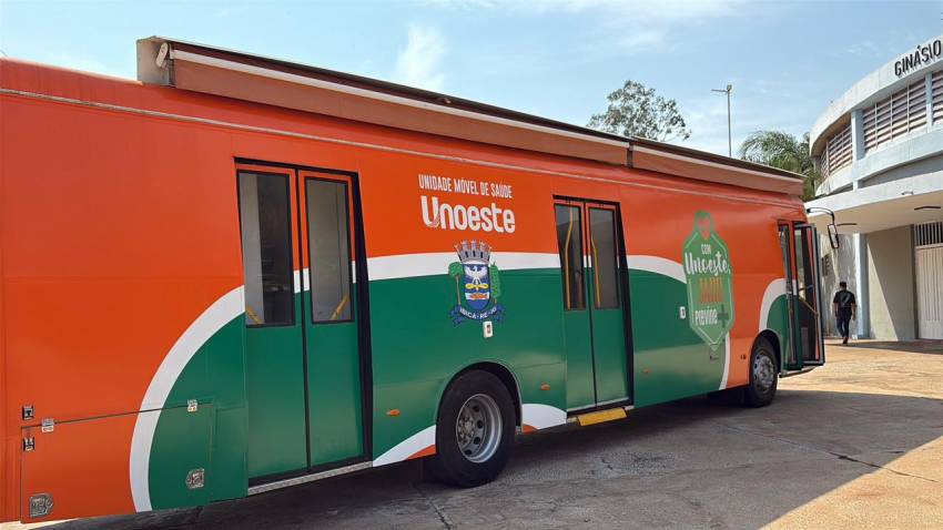 PREFEITURA RECEBE UNIDADE MÓVEL DE SAÚDE