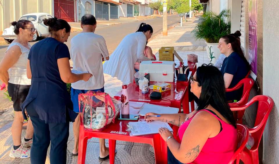 USF SANTA HELENA LEVA CUIDADO AOS MORADORES DO JARDIM ODETE
