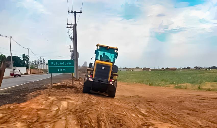 PREFEITURA RESOLVE PROBLEMA ANTIGO NO PORTAL DAS ARARAS
