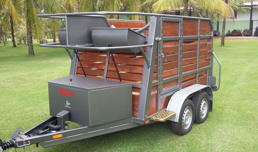 JAHU ADQUIRE TRAILER PARA TRANSPORTE DE ANIMAIS DE GRANDE PORTE