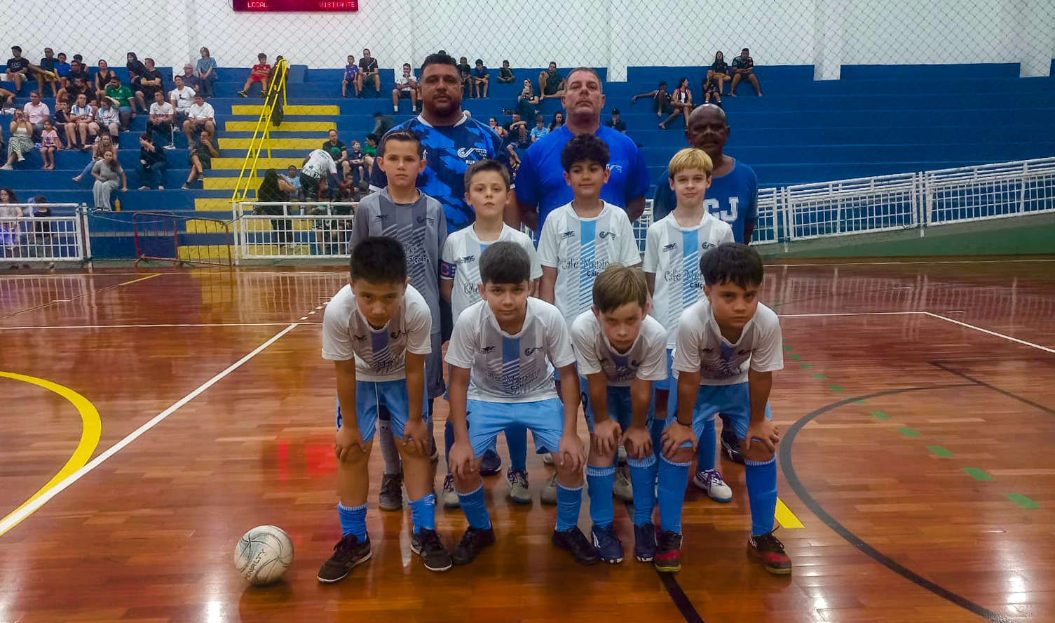 FUTSAL DE BASE CONHECE OS CAMPEÕES SUB-9 E SUB-11