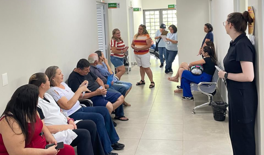 USF SANTA HELENA ORIENTA PACIENTES SOBRE DSTs