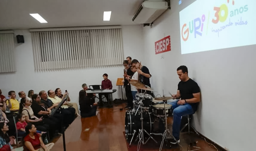 BANDA E CORAL DO GURI-JAHU BRILHAM EM NOITE MUSICAL!