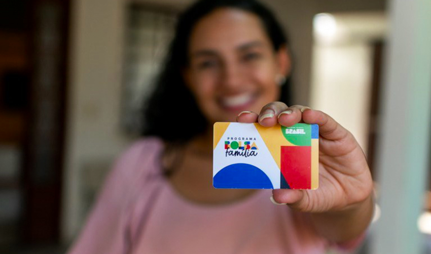 ATENÇÃO BENEFICIÁRIO DO BOLSA FAMÍLIA: ATUALIZE SEUS DADOS