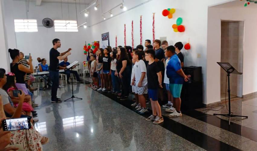 GURI 30 ANOS - UM SHOW DE VOZES, RITMOS E HISTÓRIA