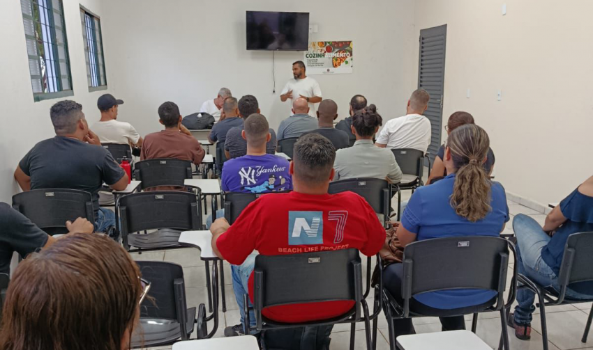 TRABALHADORES DE JAHU PARTICIPAM DE CURSO DE TRATORISTA AGRÍCOLA