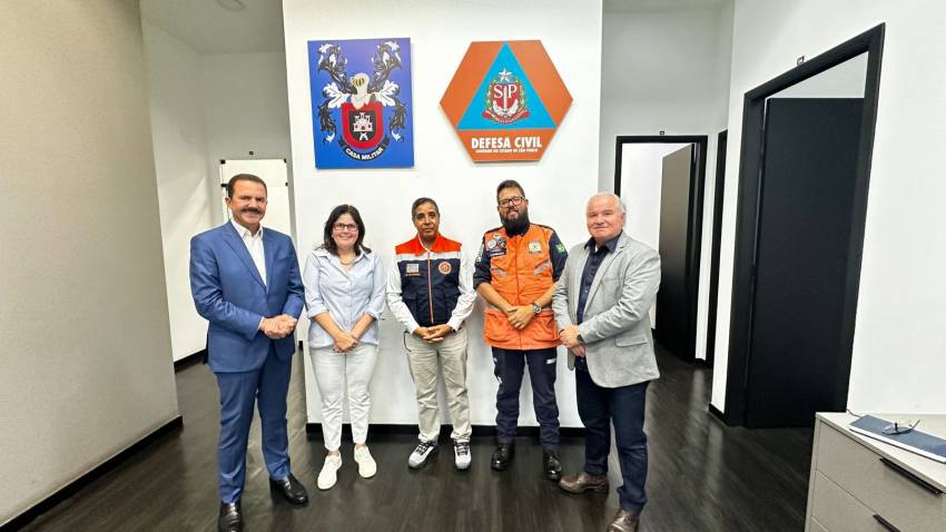 PREFEITURA FECHA PARCERIA COM O ESTADO PARA RECUPERAÇÃO DE ÁREAS AFETADAS PELAS CHUVAS