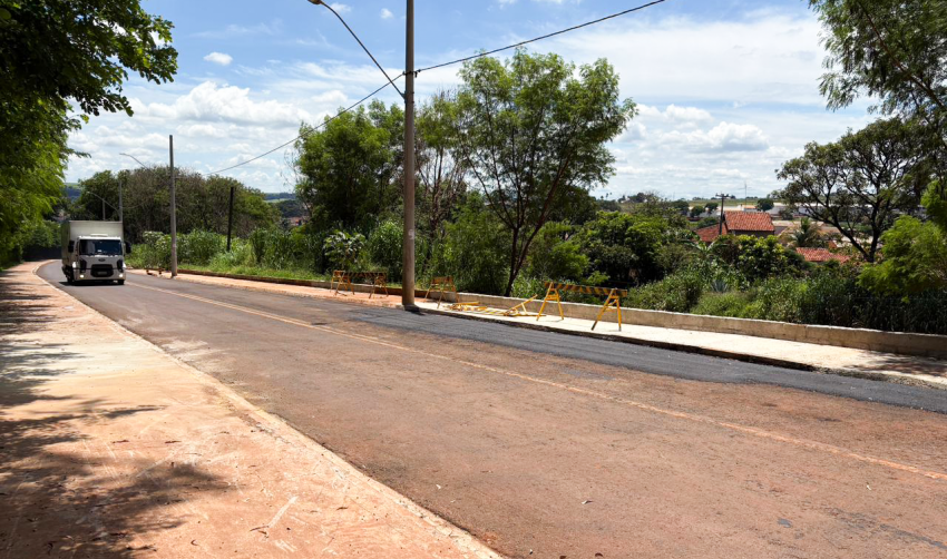 TRÂNSITO LIBERADO NA AVENIDA PAULO PACHECO FILHO