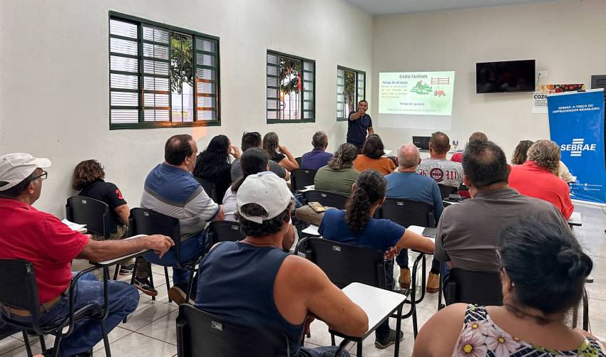 PRODUTORES E COMERCIANTES PARTICIPAM DE ENCONTRO COM ORIENTAÇÕES E APOIO AO NEGÓCIO RURAL