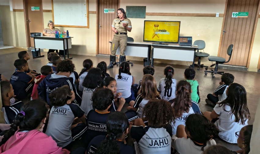 MAIO AMARELO NA ESCOLA 'MARIA DE MAGALHÃES'