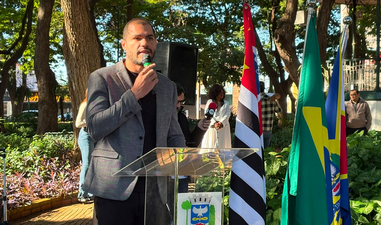 ATO CÍVICO CELEBRA OS 94 ANOS DA REVOLUÇÃO CONSTITUCIONALISTA DE 1932