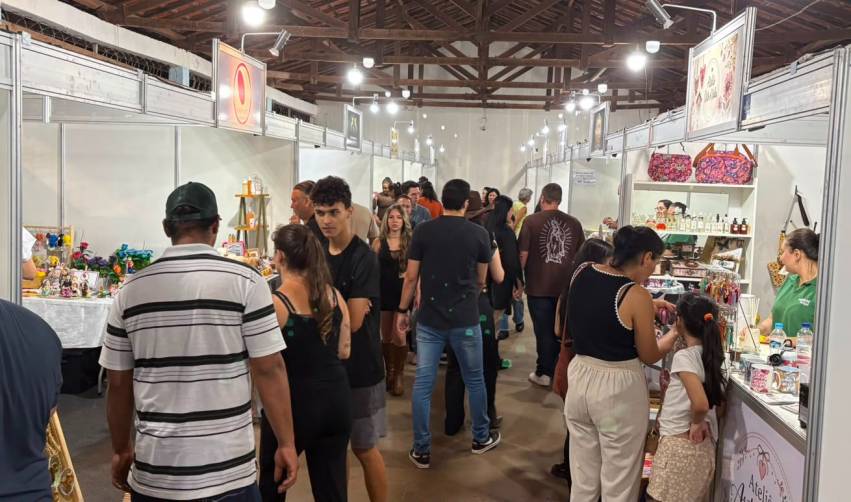 PREFEITURA E SEBRAE AMPLIAM OPORTUNIDADES PARA MICROEMPREENDEDORES DURANTE A EXPOJAHU