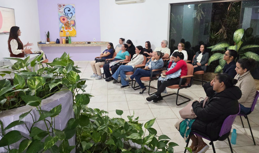 CASA DA MULHER JAUENSE RECEBE PROJETO CAMINHOS DO NASCER E CRIA GRUPO DE APOIO NO PUERPÉRIO